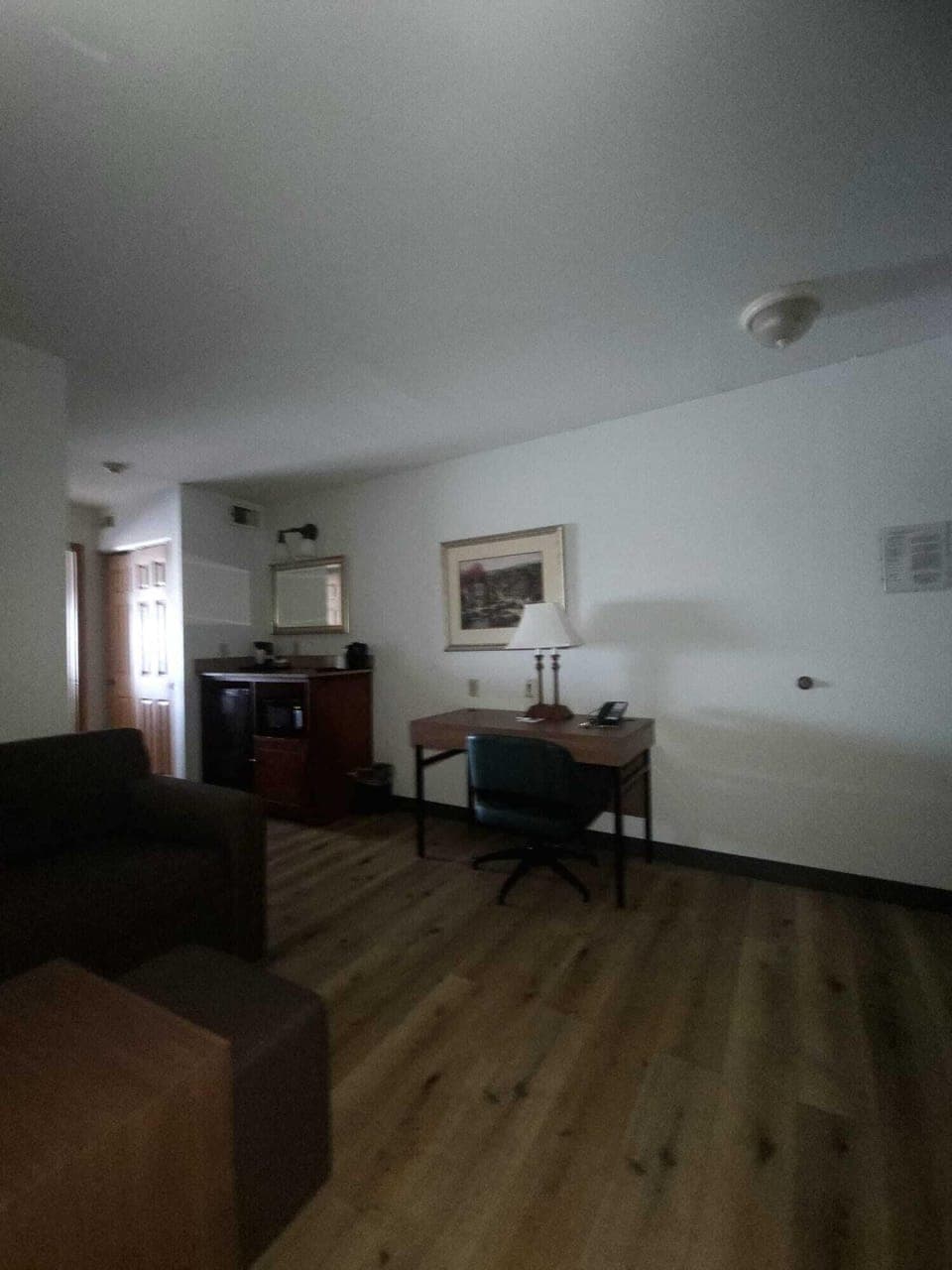 Single Room, 1 King Bed, Non Smoking | Hypo-allergenic bedding, pillowtop beds, individually decorated