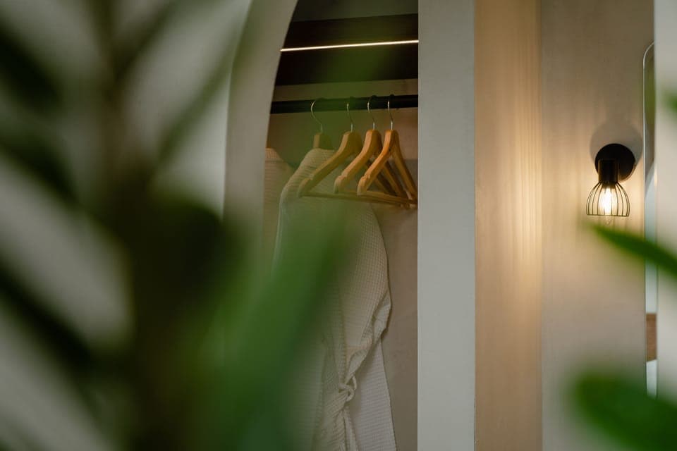 Deluxe Studio Suite, 1 Bedroom | Free WiFi