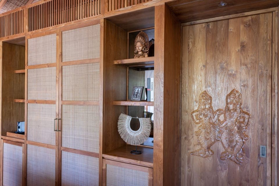 Premium bedding, pillowtop beds, minibar, in-room safe