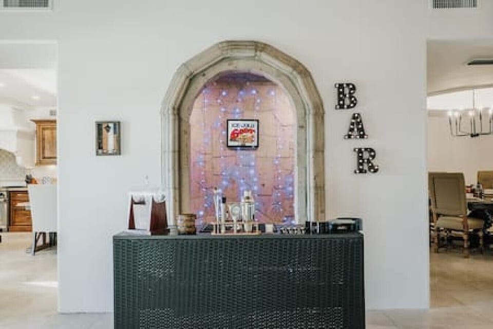 Wet Bar w/ Neon Lights