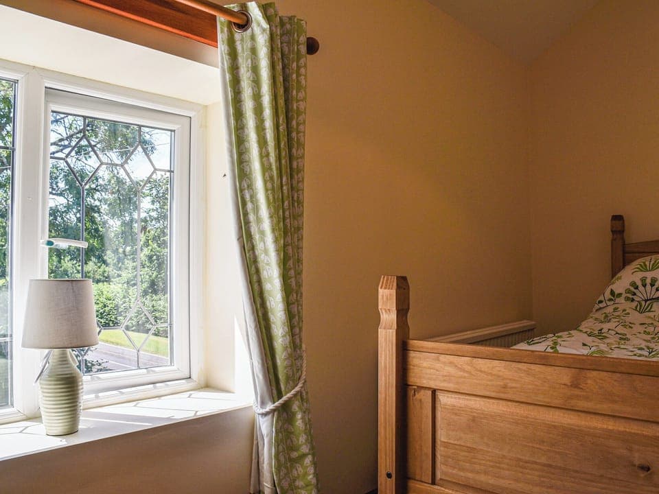 Double bedroom | Hengegin - Hengenin Holidays, Llandyfan, Ammanford