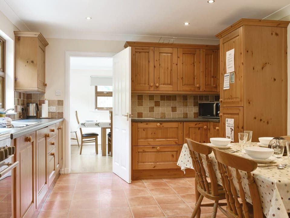 Informal dining area within the fully appointed kitchen | Driftwood, Corrie, Isle of Arran