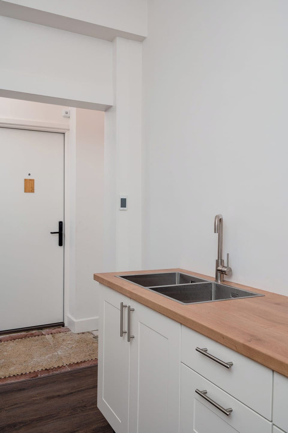 Coffee/tea maker, electric kettle