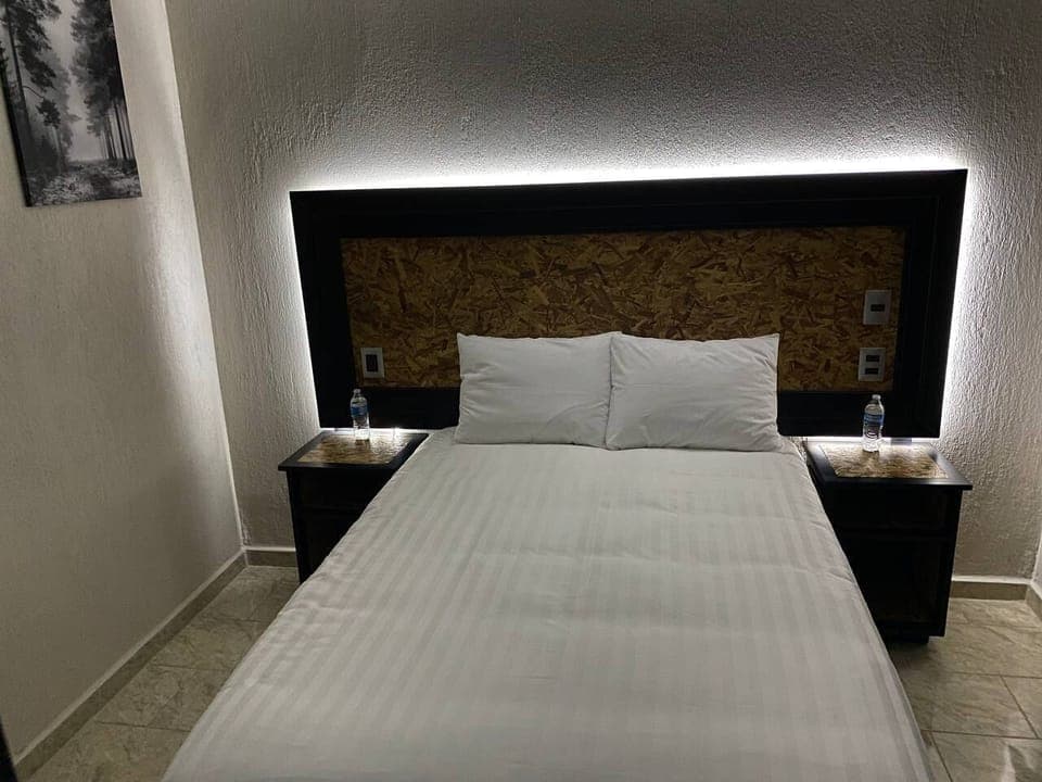 Standard Double Room, 1 Double Bed | In-room safe, free WiFi, bed sheets