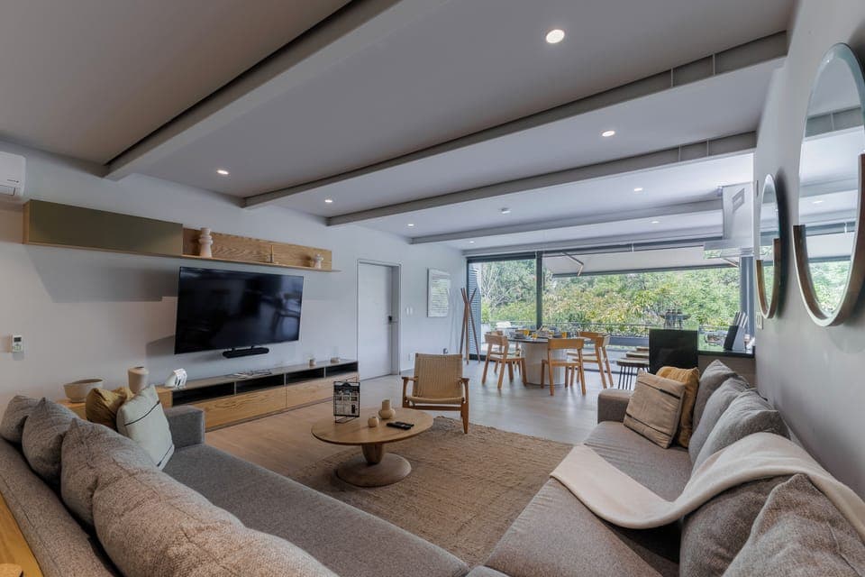 Your comfort zone with a Smart TV.


