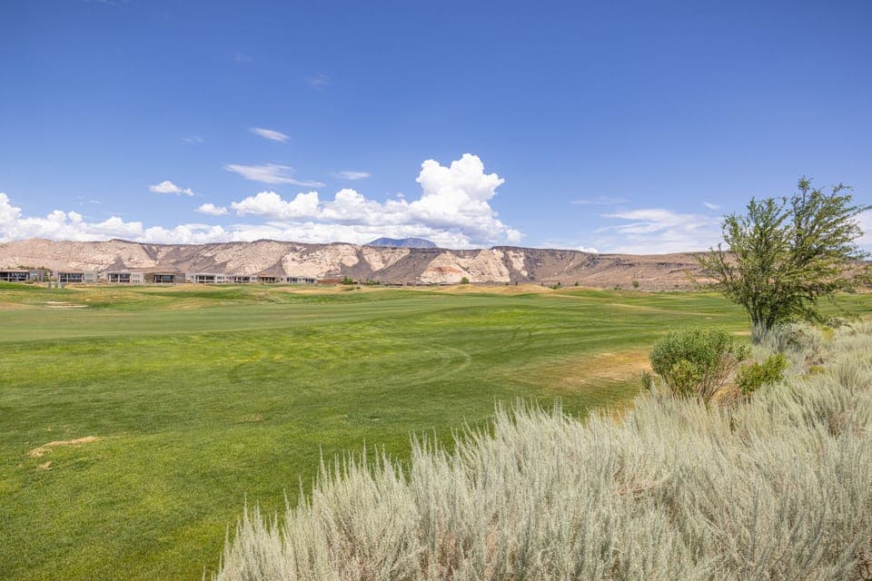 East side view of golf course - East side view of golf course
