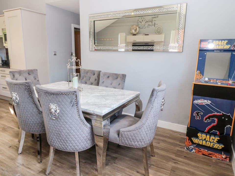 Fridge, dishwasher, electric kettle, toaster