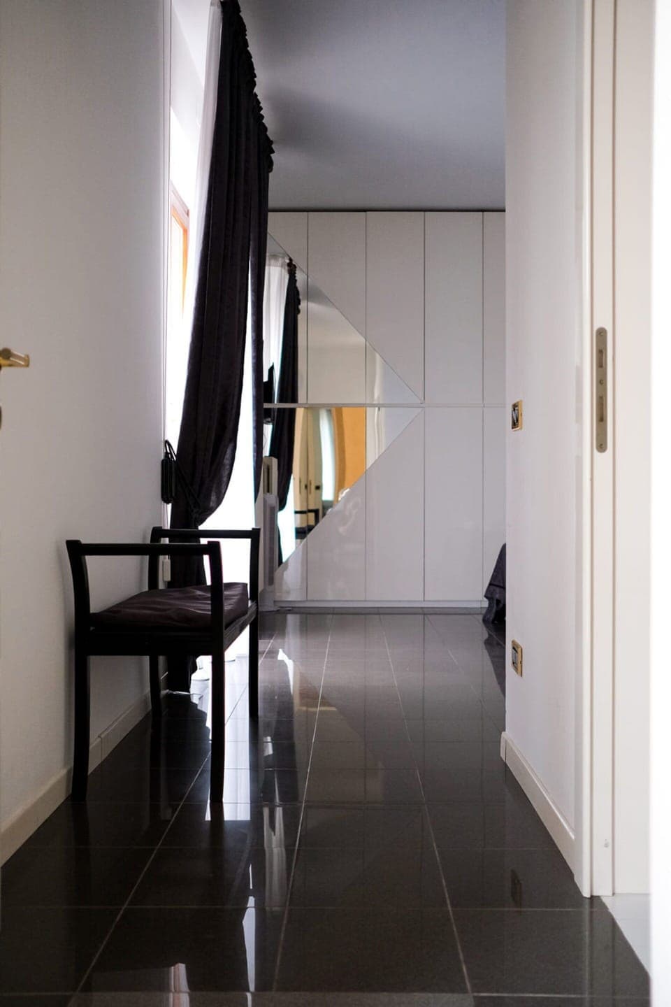 Wood, Hall, Flooring, Floor, Curtain, House, Ceiling, Hardwood, Table