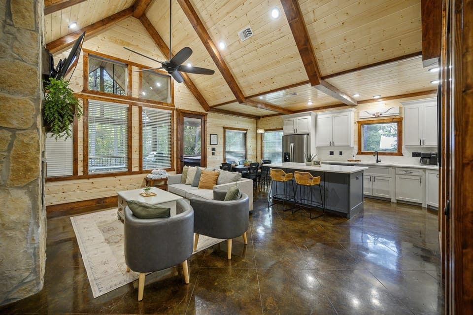 Cozing living room and fully stocked kitchen.