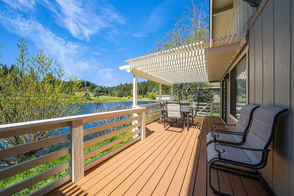 Welcome to Peace on the Pond