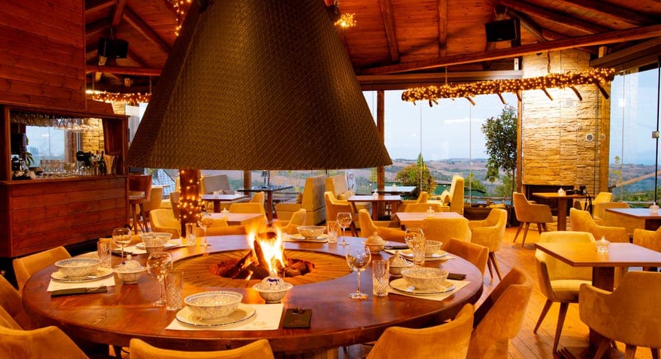 Free daily full breakfast