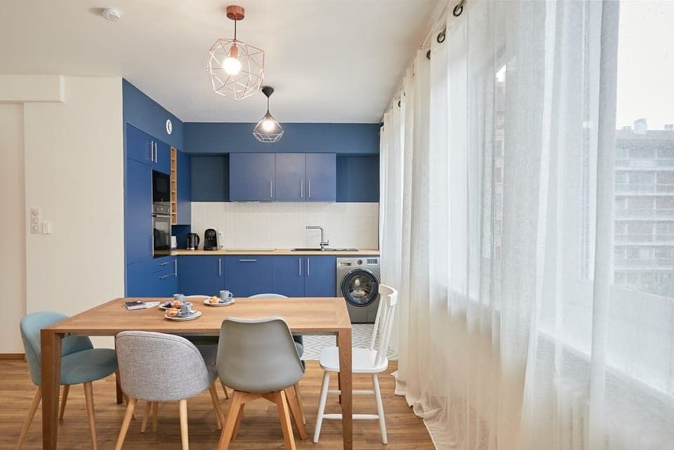 Bright dining room, Florida apartment, Annecy.