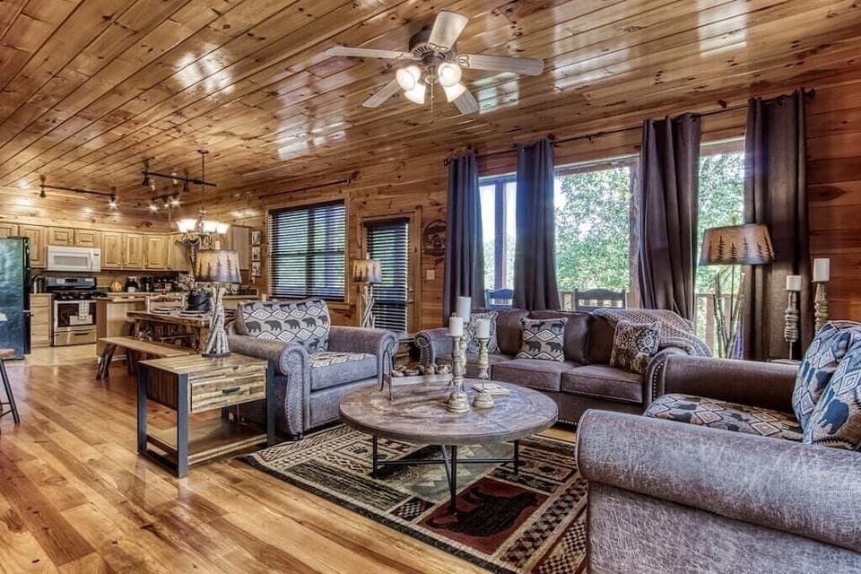 Four Bears Lodge's cozy living area