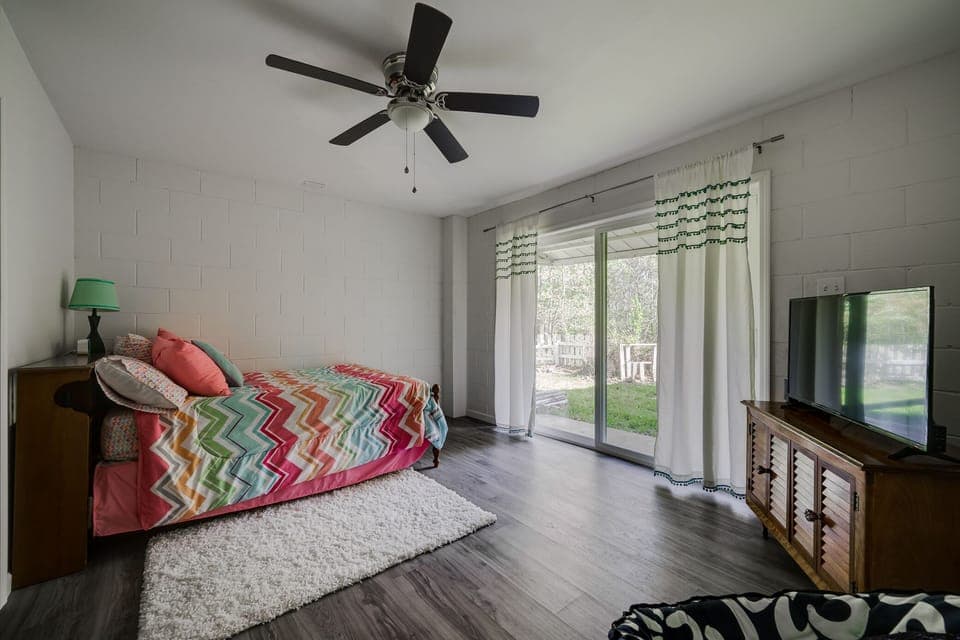 downstairs bedroom with full bed 