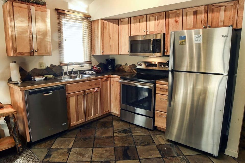 Full Kitchen