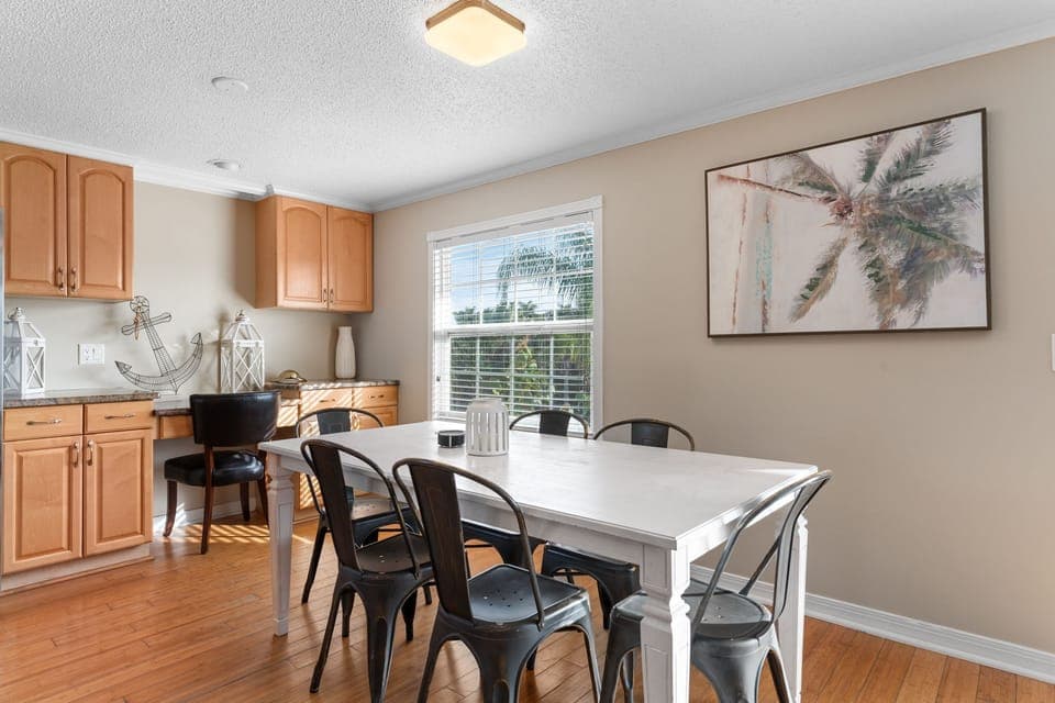 Dining area and work spot