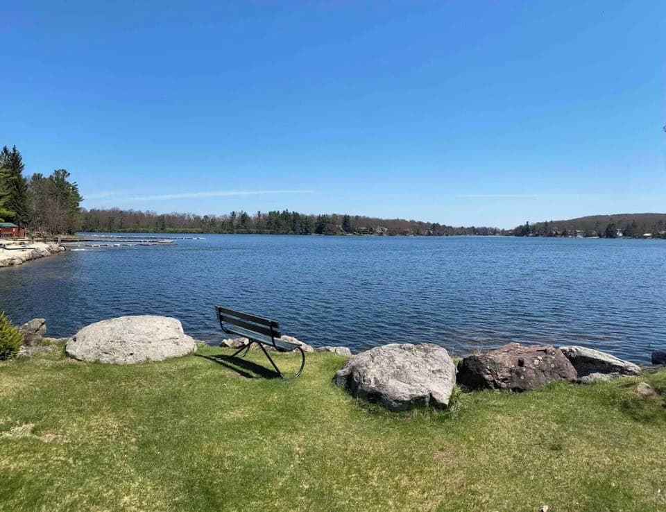 Lake Harmony 