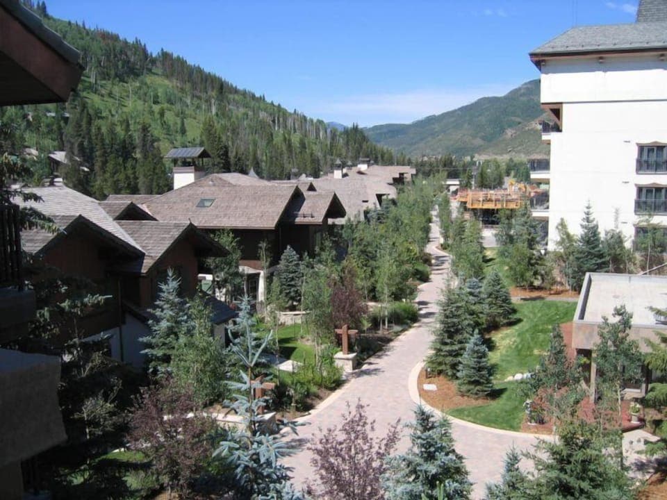 Condo (3 Bedroom in Lionshead Village at The) | Exterior