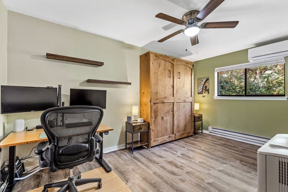 Study/2nd Bedroom - Murphy bed (Queen) stowed away