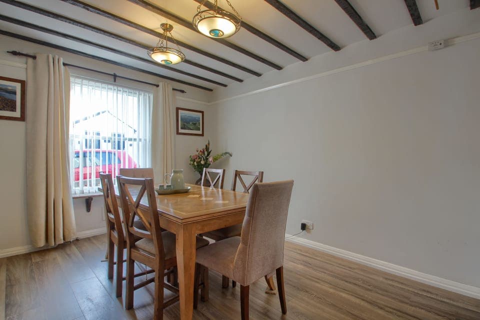 You will find a lovely spacious dining area with lots of space for everyone to enjoy dinner