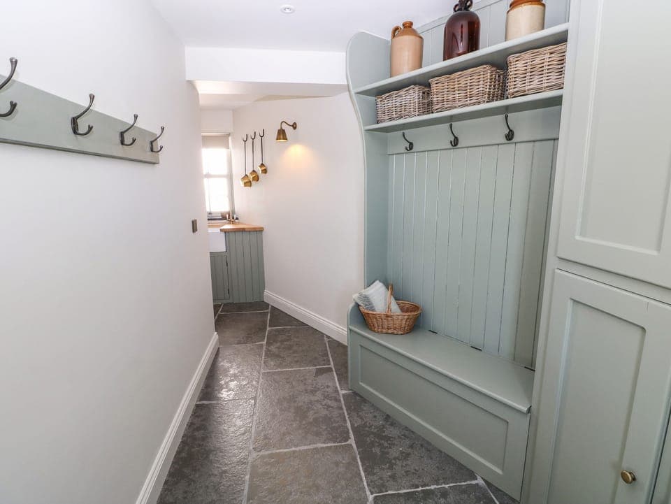 2 bedrooms, individually decorated, individually furnished, free WiFi