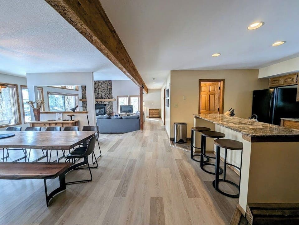 Open concept - Updated flooring!