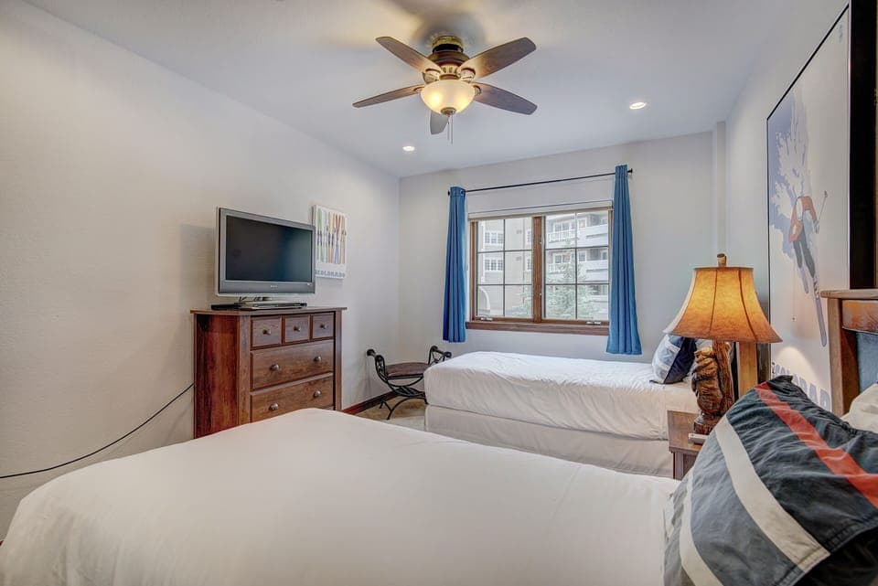 Ceiling Fan, Bed, Furniture, Screen, Indoors