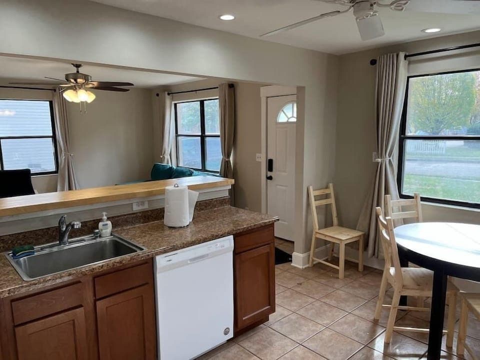 Open kitchen and bar to living room