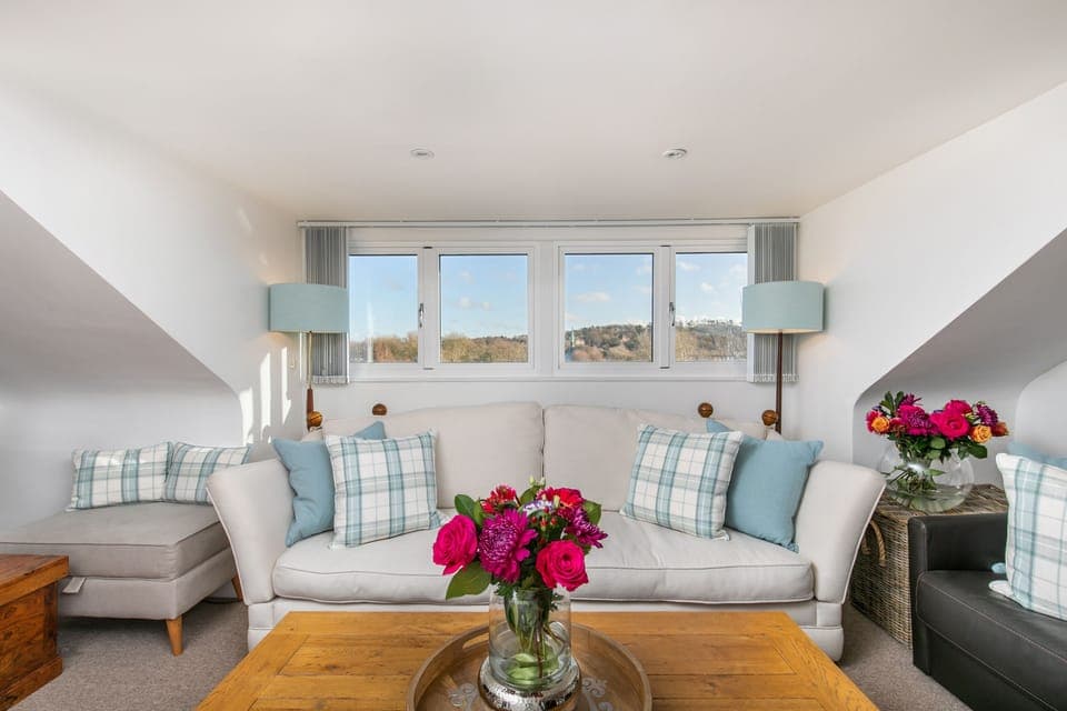 Luxury Apartment, Private Bathroom, City View (The Sky Penthouse) | Lounge