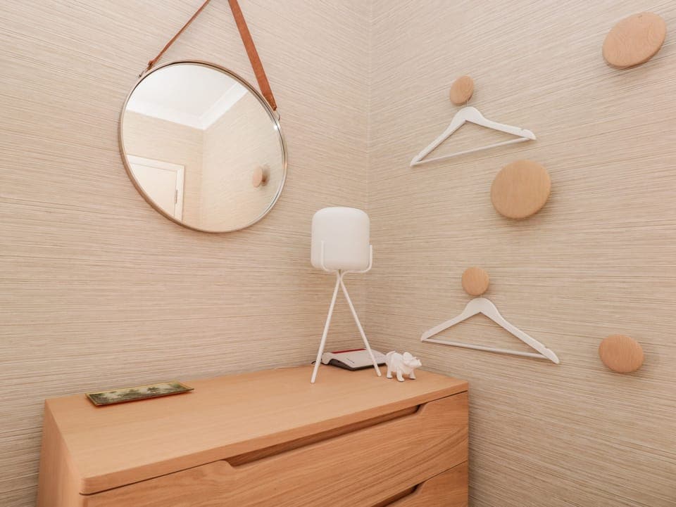 2 bedrooms, individually decorated, individually furnished, free WiFi