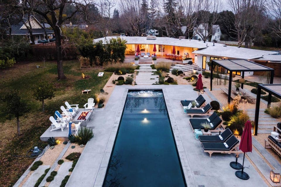 Villa (5 Bedrooms) | Front of property
