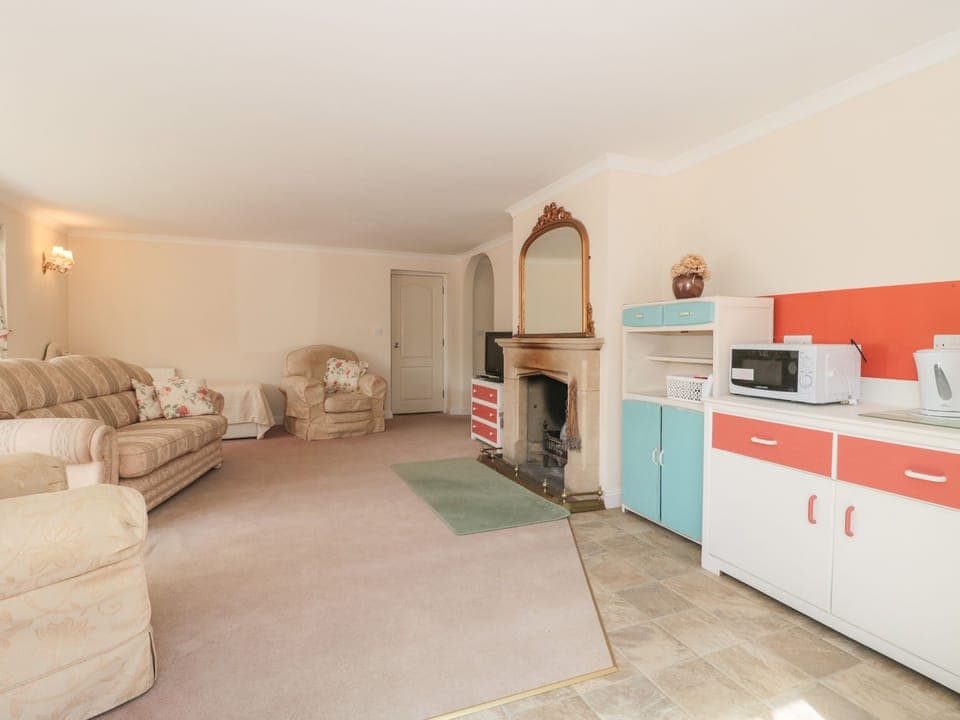 1 bedroom, individually decorated, individually furnished, free WiFi