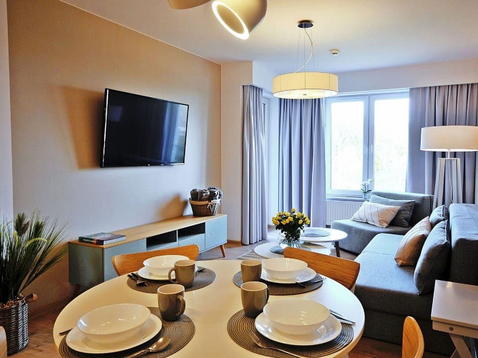 Table, Property, Furniture, Plant, Lighting, Window, Interior Design, Dishware, Couch, Wood