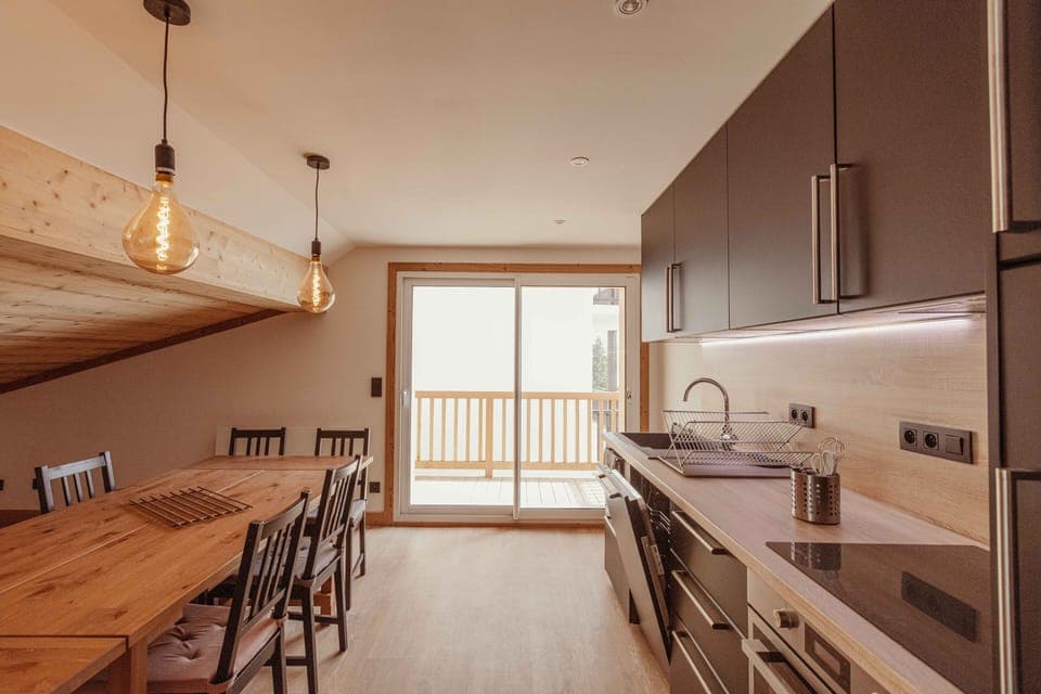 3f638e3b-e6be-448e-82cb-48c84b5afaf4