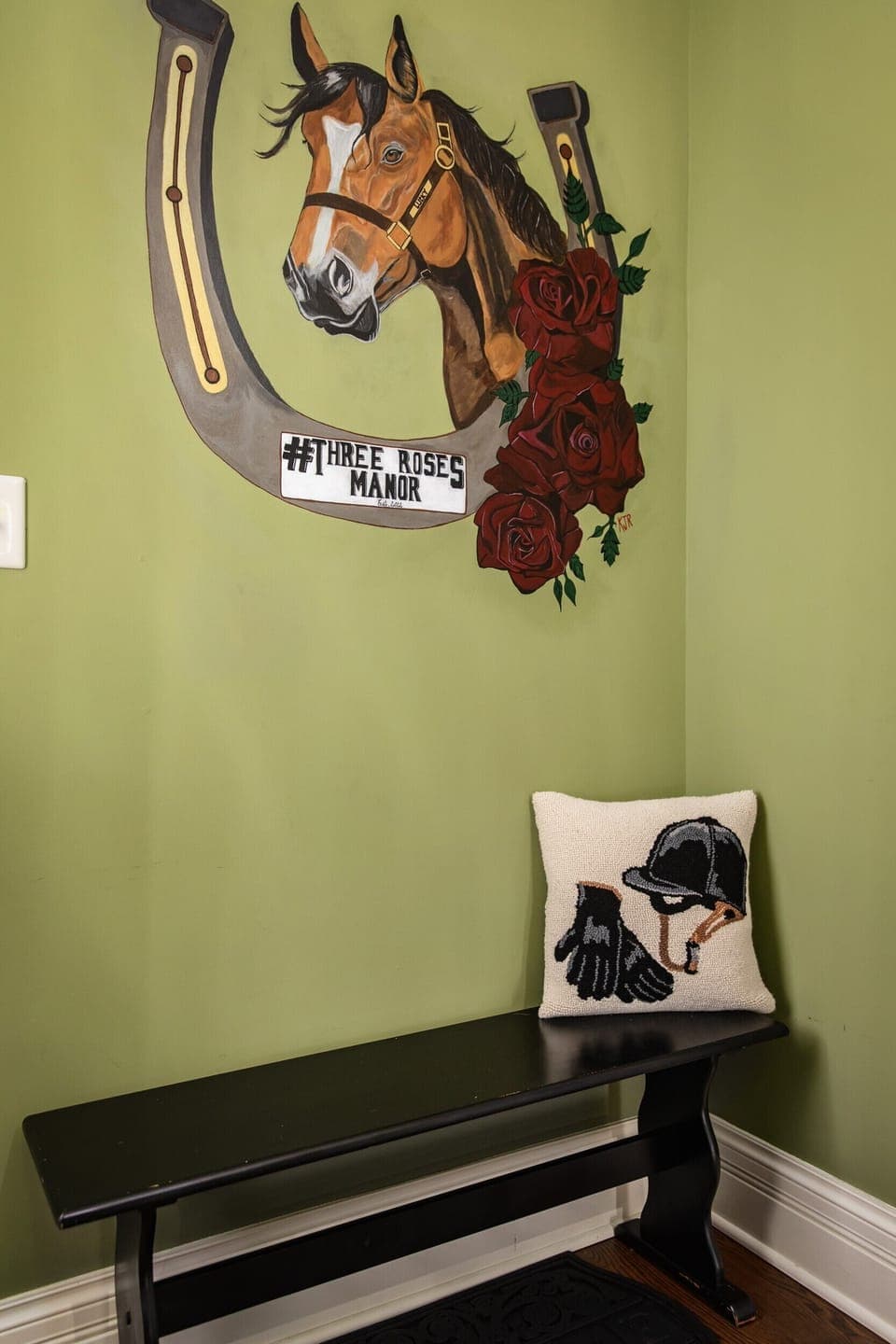 The newly-painted mural pays tribute to the American Saddlebred Capital of the World and all the horses living here.