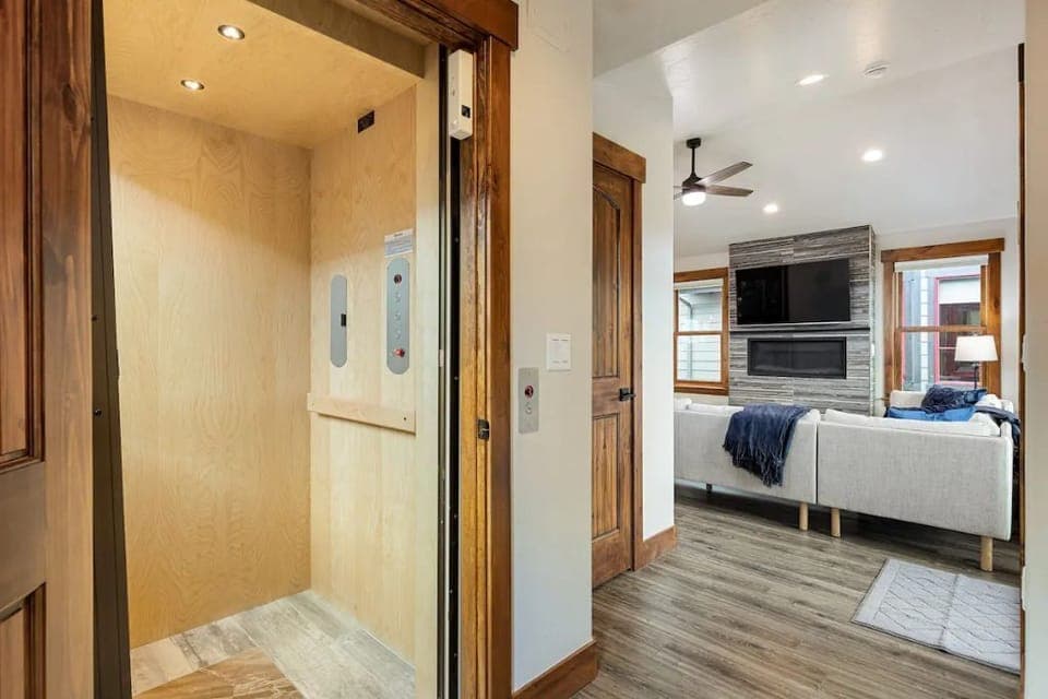 Private Elevator to All 3 Levels