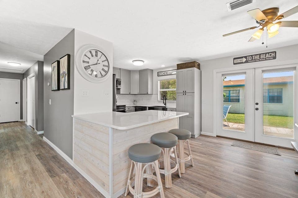 12-web-or-mls-138-chelsea-dr