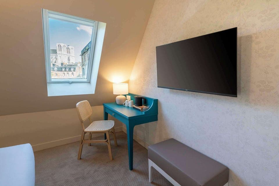 Standard Room, 1 Queen Bed, Non Smoking | View from room