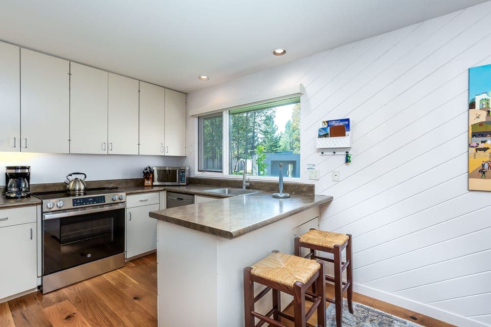 Kitchen - Main Level