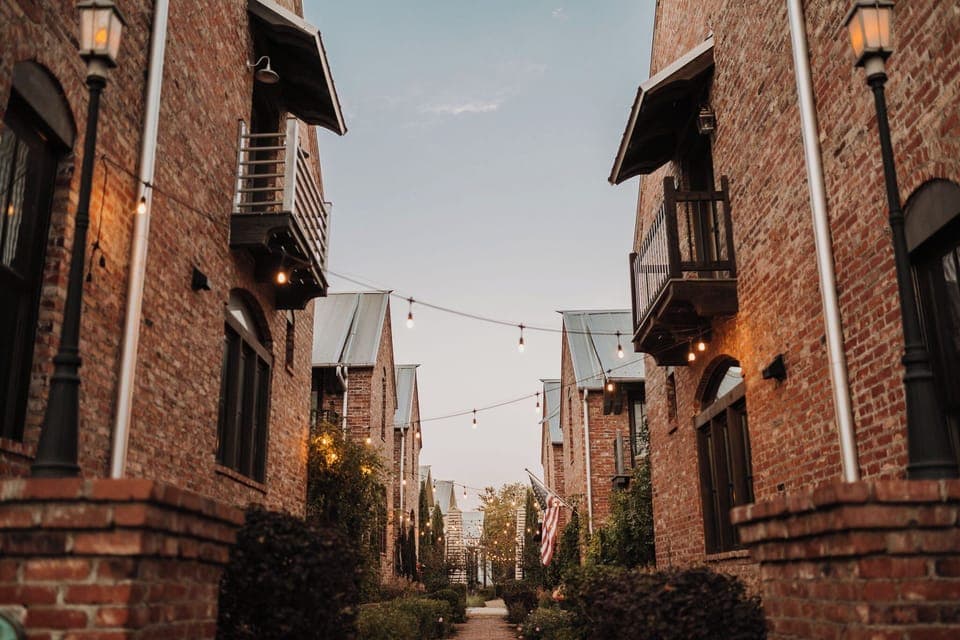 Stay on Twinkle Lane—a prime location & perfect for magical family pics!