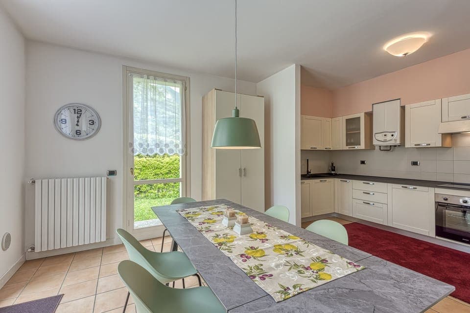 Kitchen and dining area