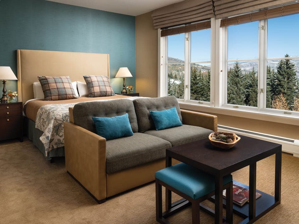 Premium bedding, pillowtop beds, in-room safe, desk