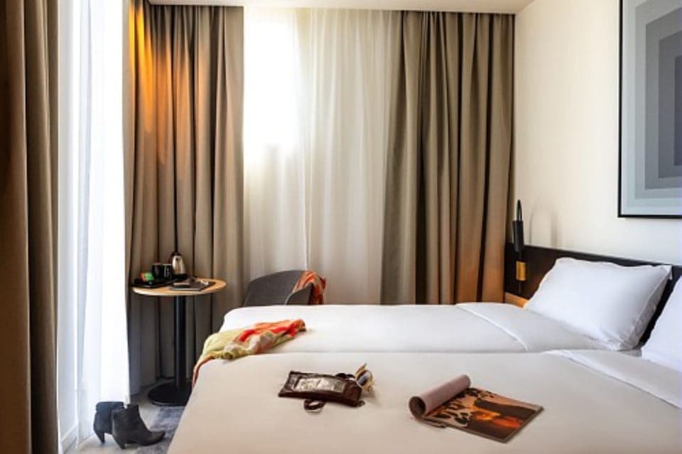 Superior Room, 1 Double Bed | Down comforters, memory foam beds, desk, laptop workspace