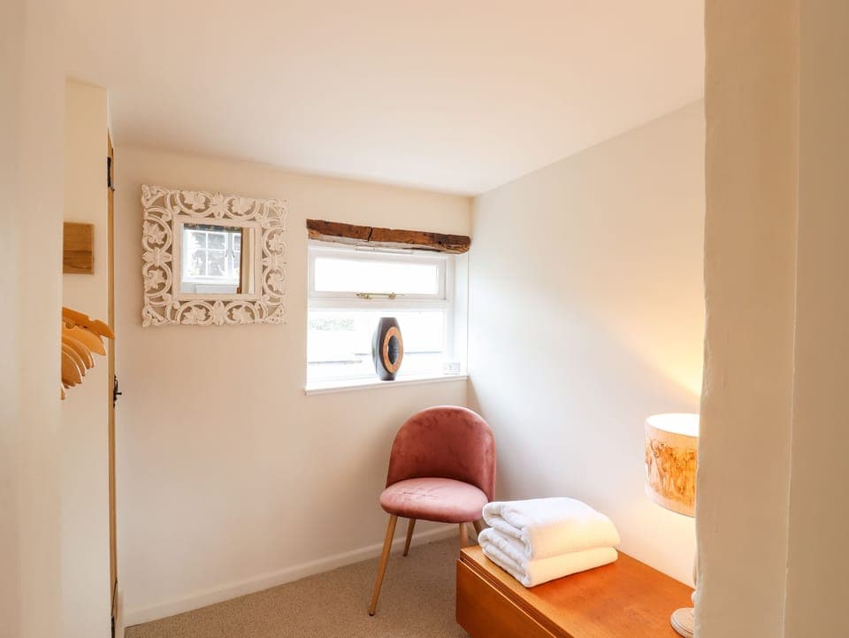 1 bedroom, individually decorated, individually furnished, free WiFi