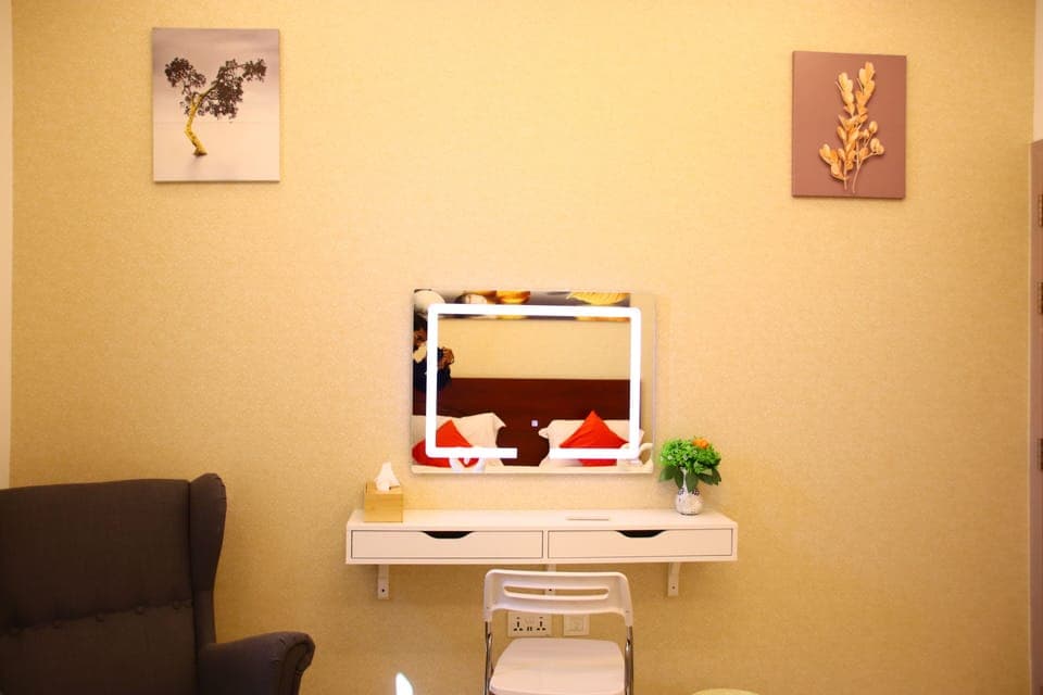 Deluxe Apartment | 1 bedroom, iron/ironing board, free WiFi