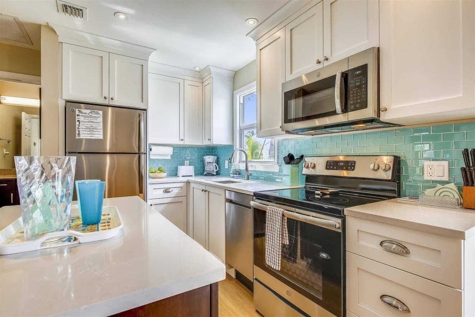 Apartment (2 Bedrooms) | Front of property
