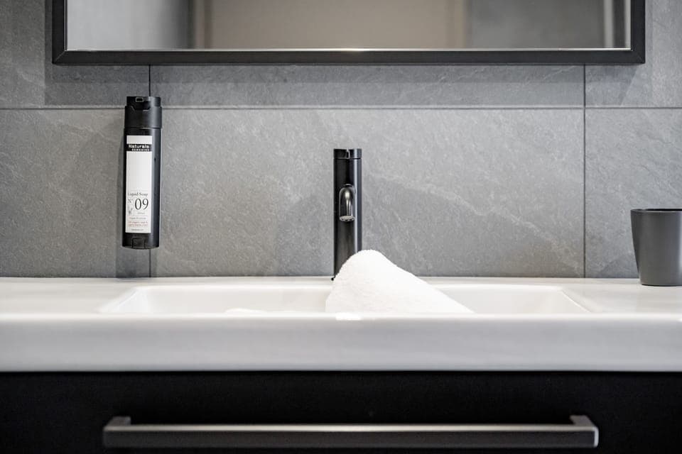 Economy Double Room | Free WiFi, bed sheets