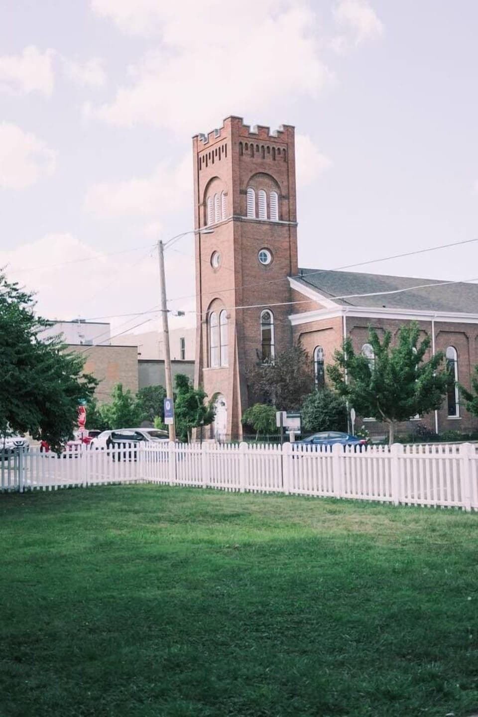 Additional view of our full side yard. 