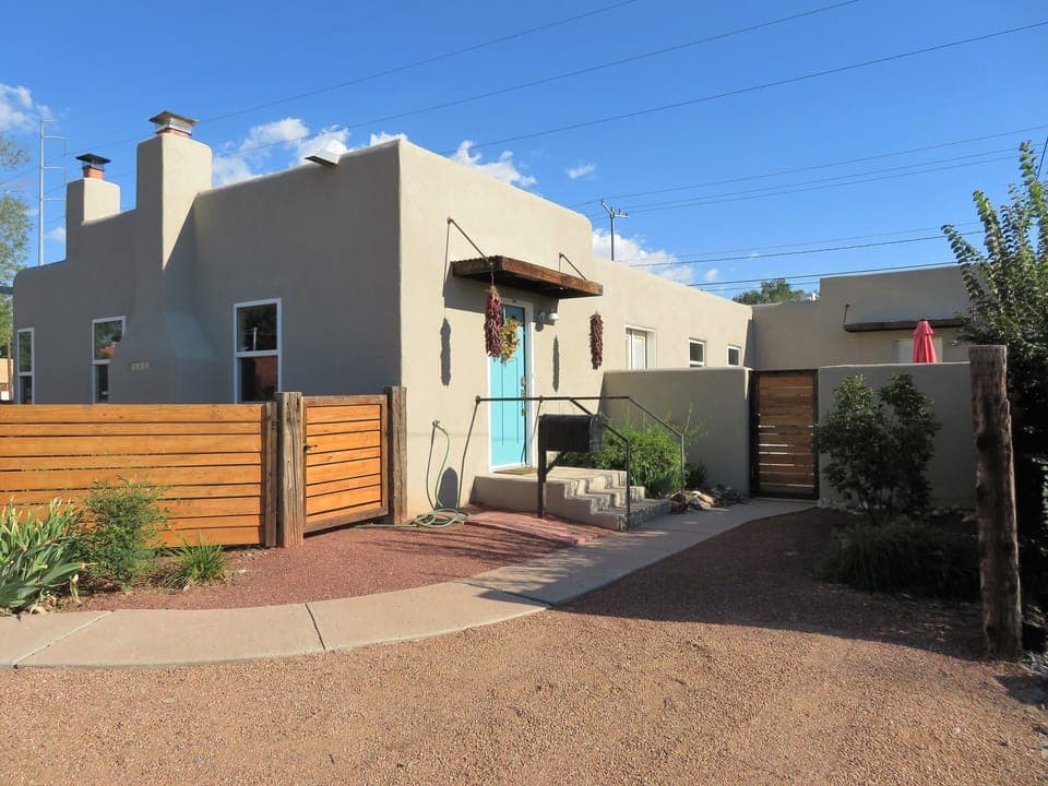 View from Wilson Place showing gravel driveway.