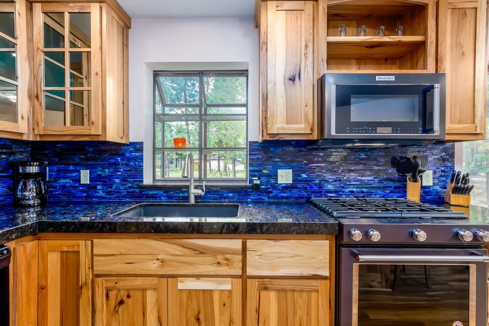 Kitchen - Main Level